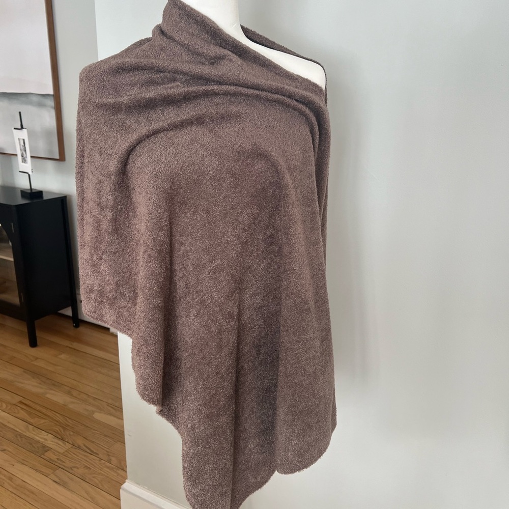 Barefoot Dreams Cozy Chic Brown Wrap
